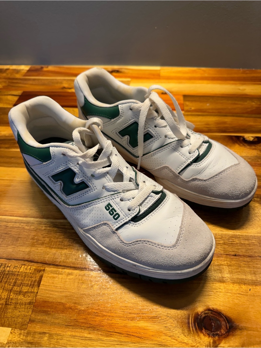 New Balance White and Green Men's Sneakers 550